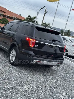 Ford Explorer XLT 4dr 4x4 (2.3L 4cyl 6A) 2017 Black