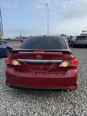 Toyota Corolla 2013 Red