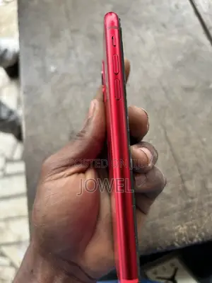 Apple iPhone 11 64 GB Red