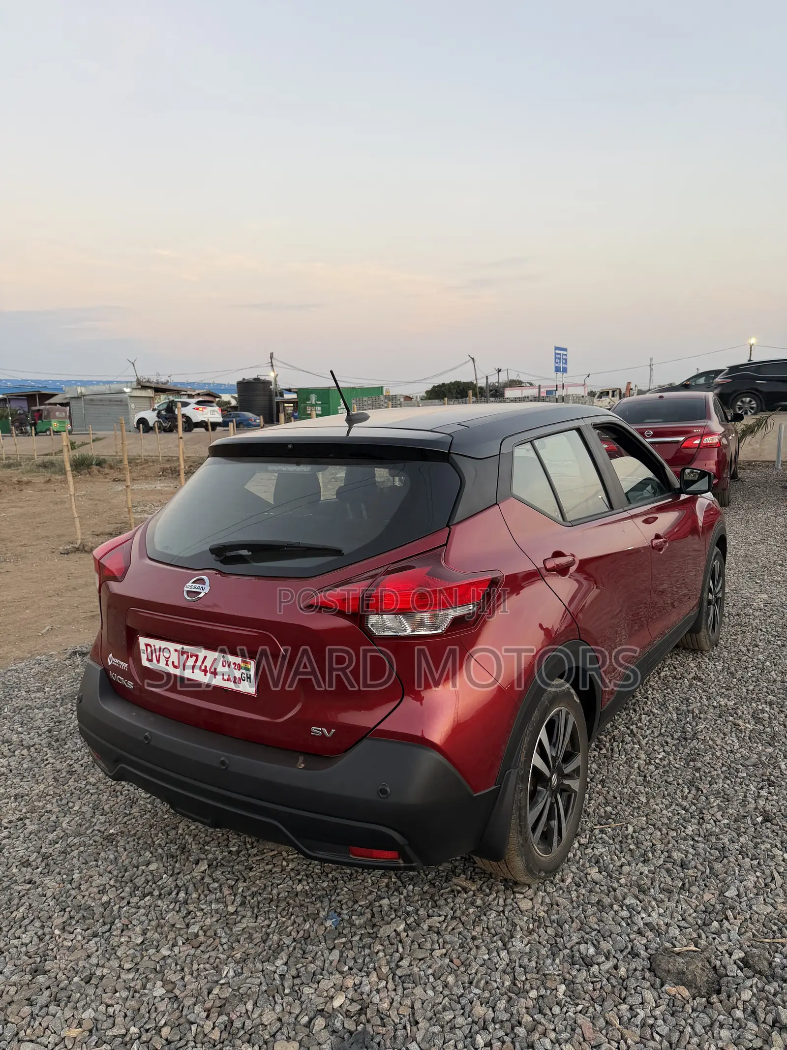 Nissan Kicks 2021 Red