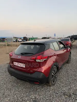 Nissan Kicks 2021 Red