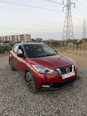 Nissan Kicks 2021 Red