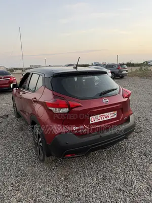 Nissan Kicks 2021 Red