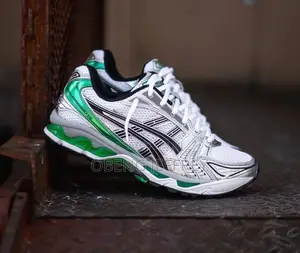 Original Asics Gel Kayano 14 White / Malachite Green