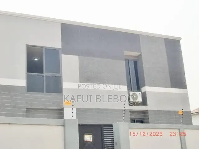 Furnished 1bdrm Condo in Ayensu Estate, Valley View Area for rent