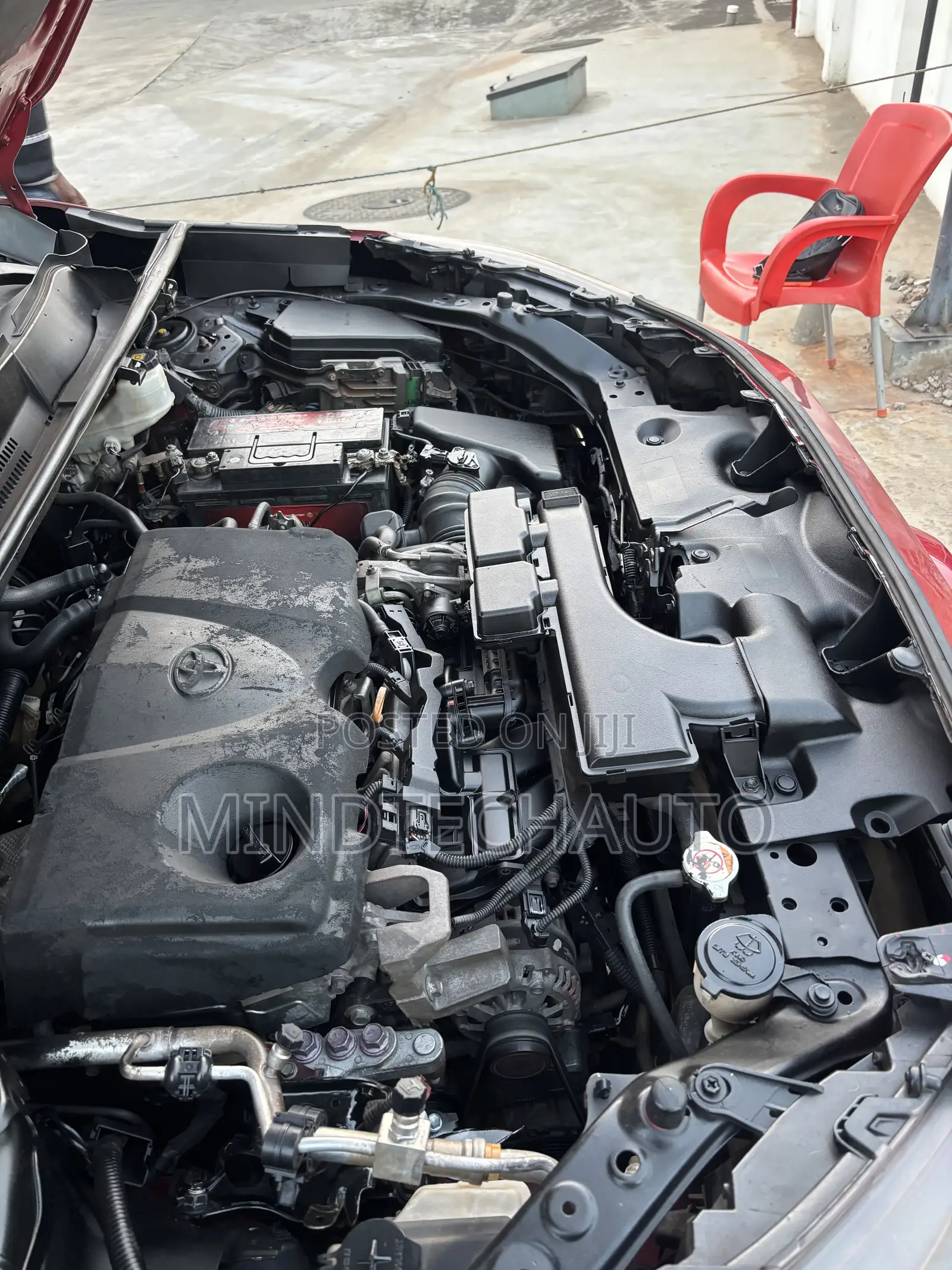 Toyota RAV4 LE AWD 2020 Red