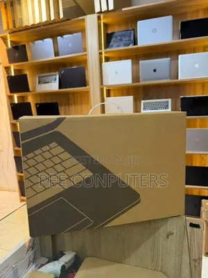 New Laptop HP EliteBook 840 G8 16GB Intel Core i5 SSD 512GB