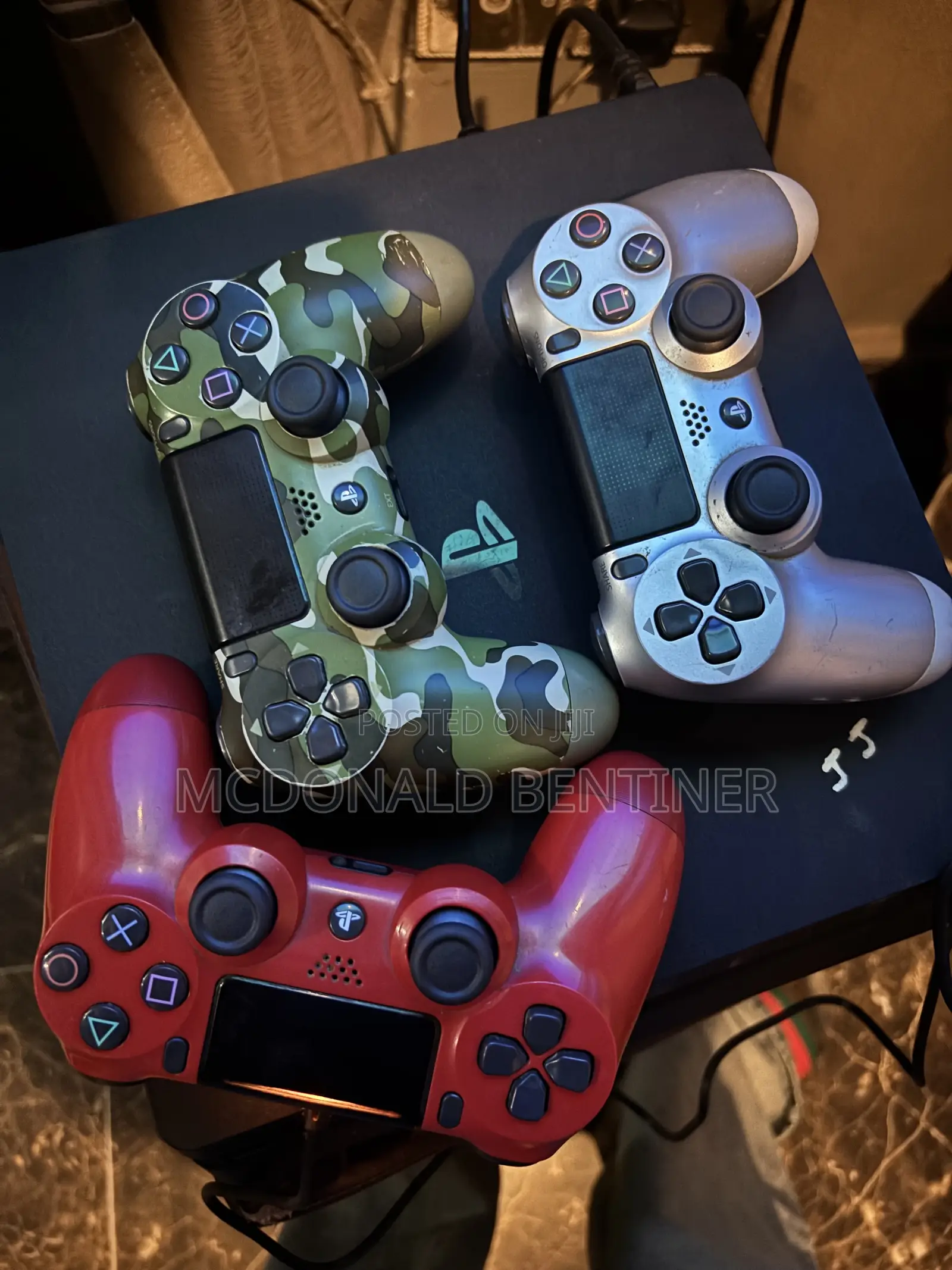 PS4 Original Controllers
