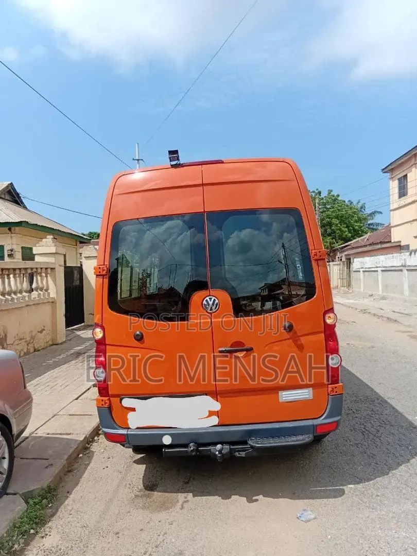 Volkswagen Crafter 2010 Orange