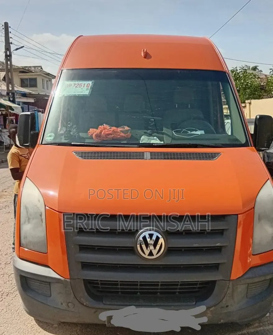 Volkswagen Crafter 2010 Orange
