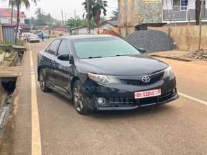 Toyota Camry LE 4dr Sedan (2.5L 4cyl 6A) 2014 Black