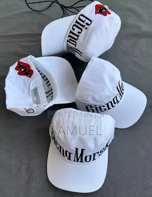 Caps Short Style