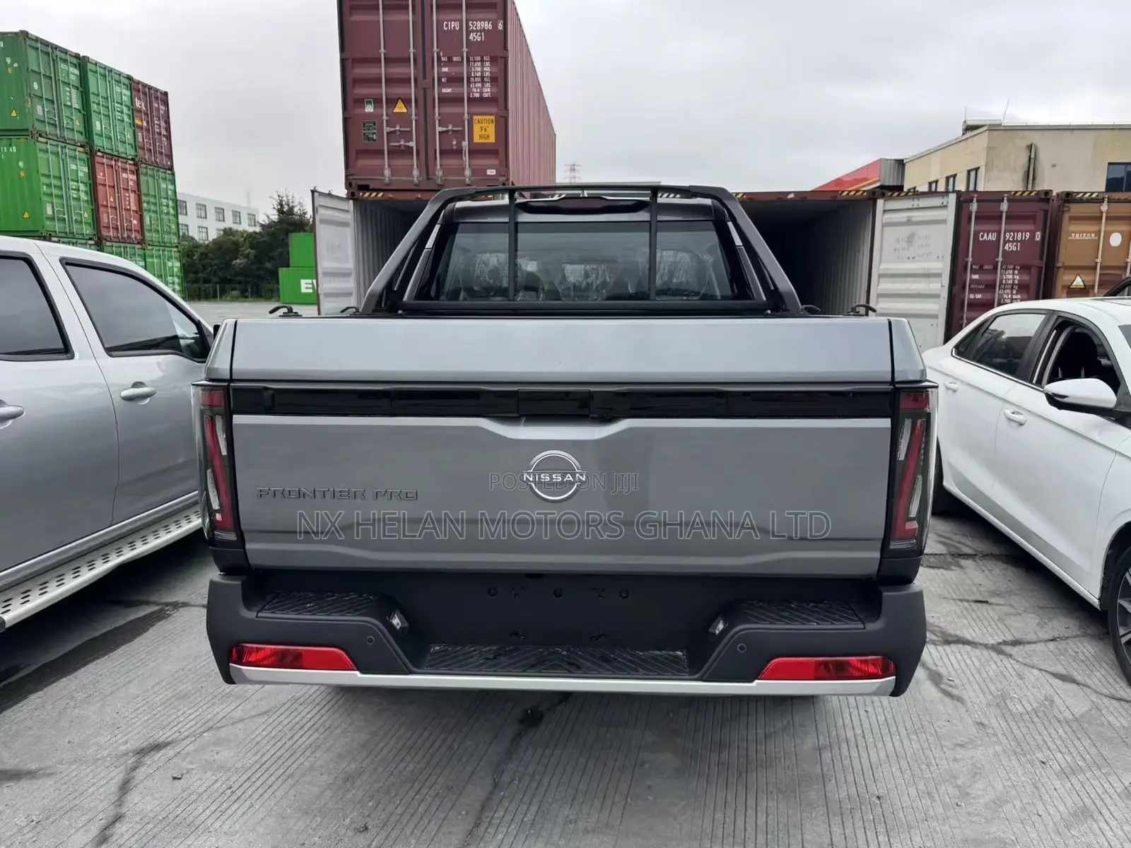 New Nissan Frontier PRO-4X Crew Cab 4WD 5.0 ft. SB 2026 Gray