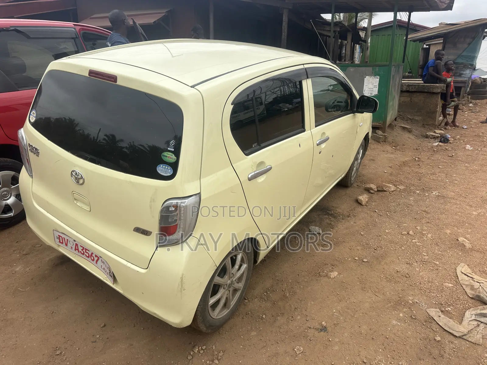 Toyota Pixis Epoch 660 FWD 2012 Yellow