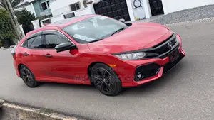 Honda Civic EX Hatchback 2018 Red