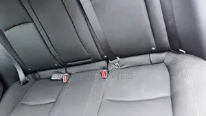 Honda Civic EX Hatchback 2018 Red
