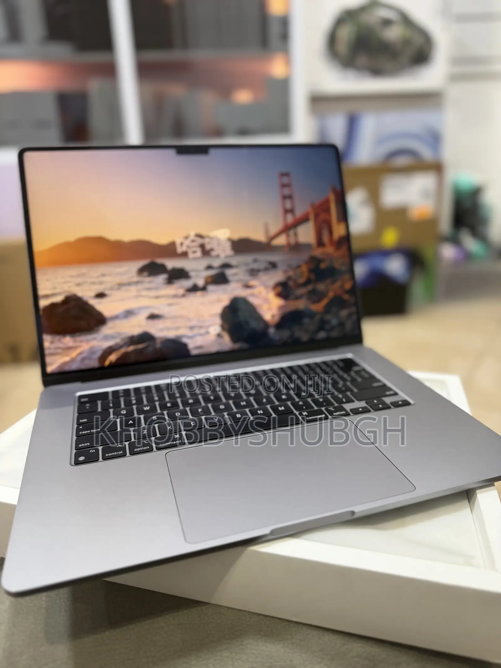 Laptop Apple MacBook Air 2022 M2 8GB Apple M2 SSD 256GB