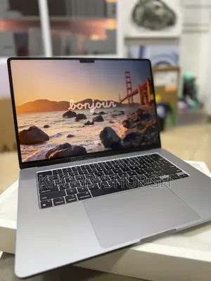 Laptop Apple MacBook Air 2022 M2 8GB Apple M2 SSD 256GB