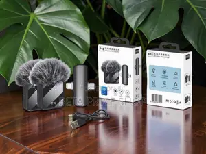 2-in-1 Wireless Clip-on Lapel Microphone for Phone Video Recording