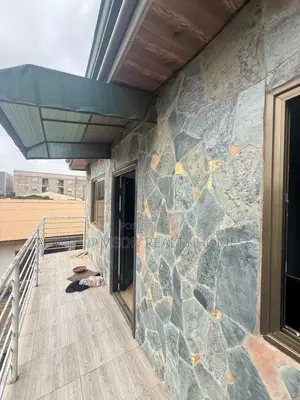 2bdrm Apartment in Kotobabi Area, Spintex for rent