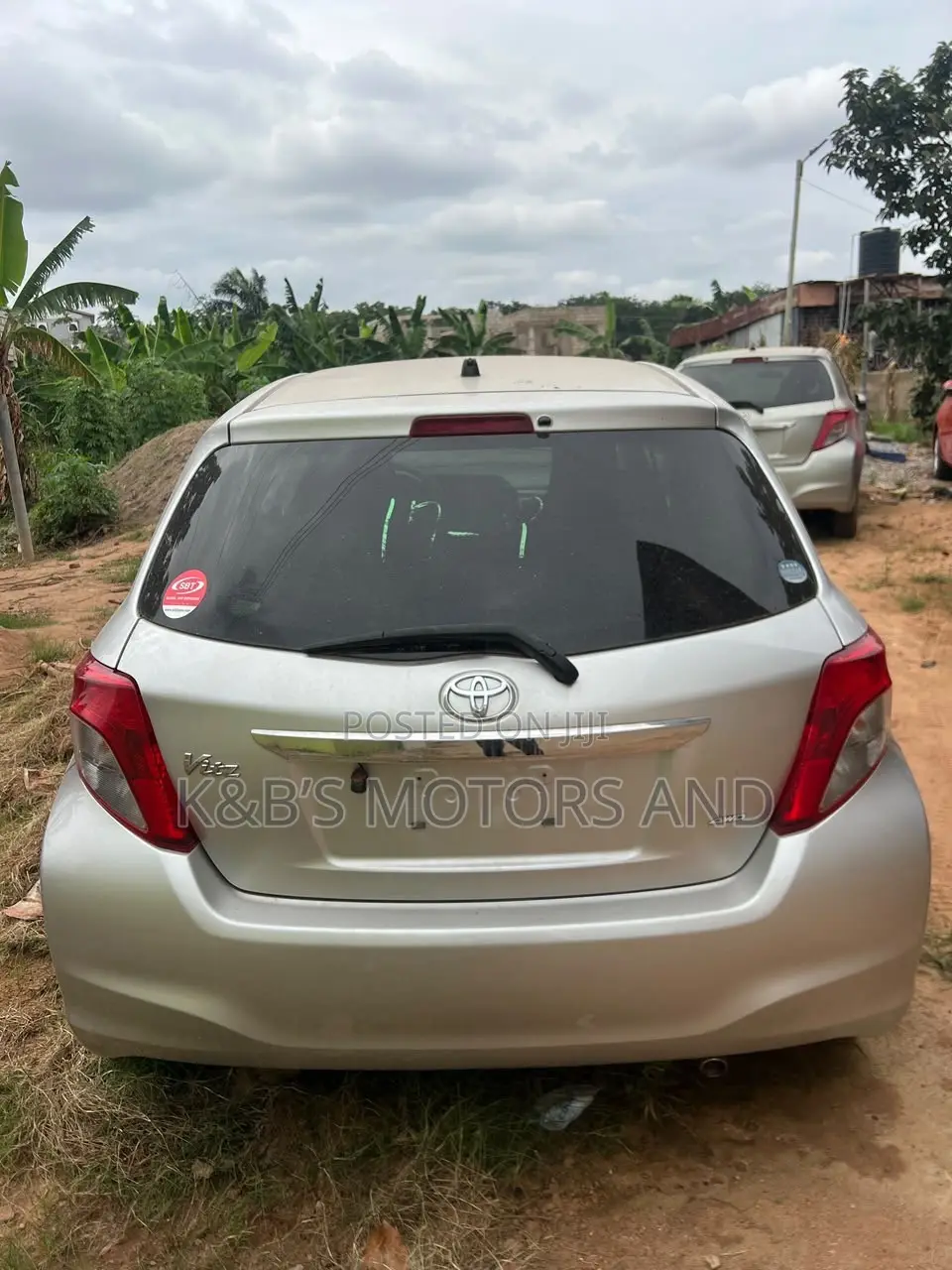 Toyota Vitz 1.3 AWD 5dr 2013 Silver