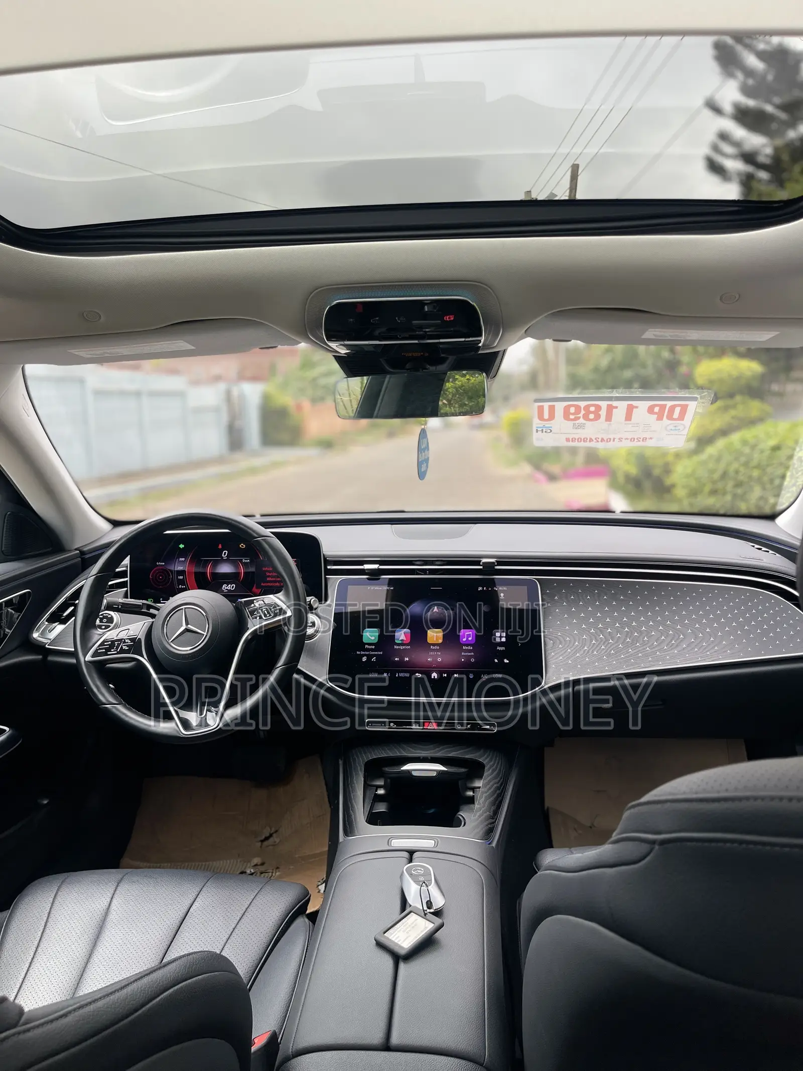 Mercedes-Benz E350 2025 White