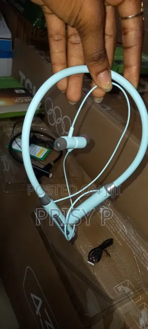 Long Lasting Earphone