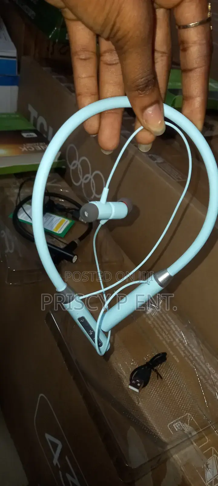 Long Lasting Earphone