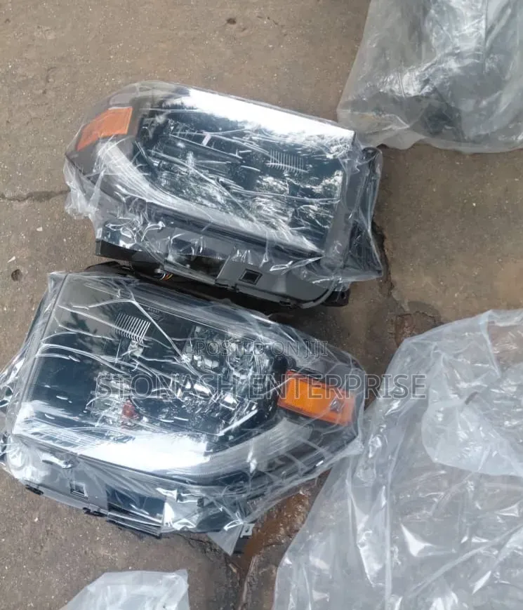 Toyota Tundra 2018 Head Light Led