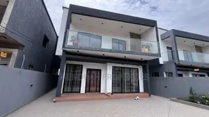 4bdrm Apartment in Oyarifa for sale
