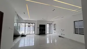 4bdrm Apartment in Oyarifa for sale