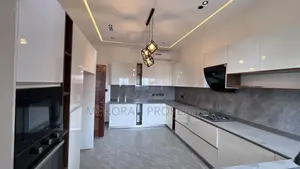 4bdrm Apartment in Oyarifa for sale