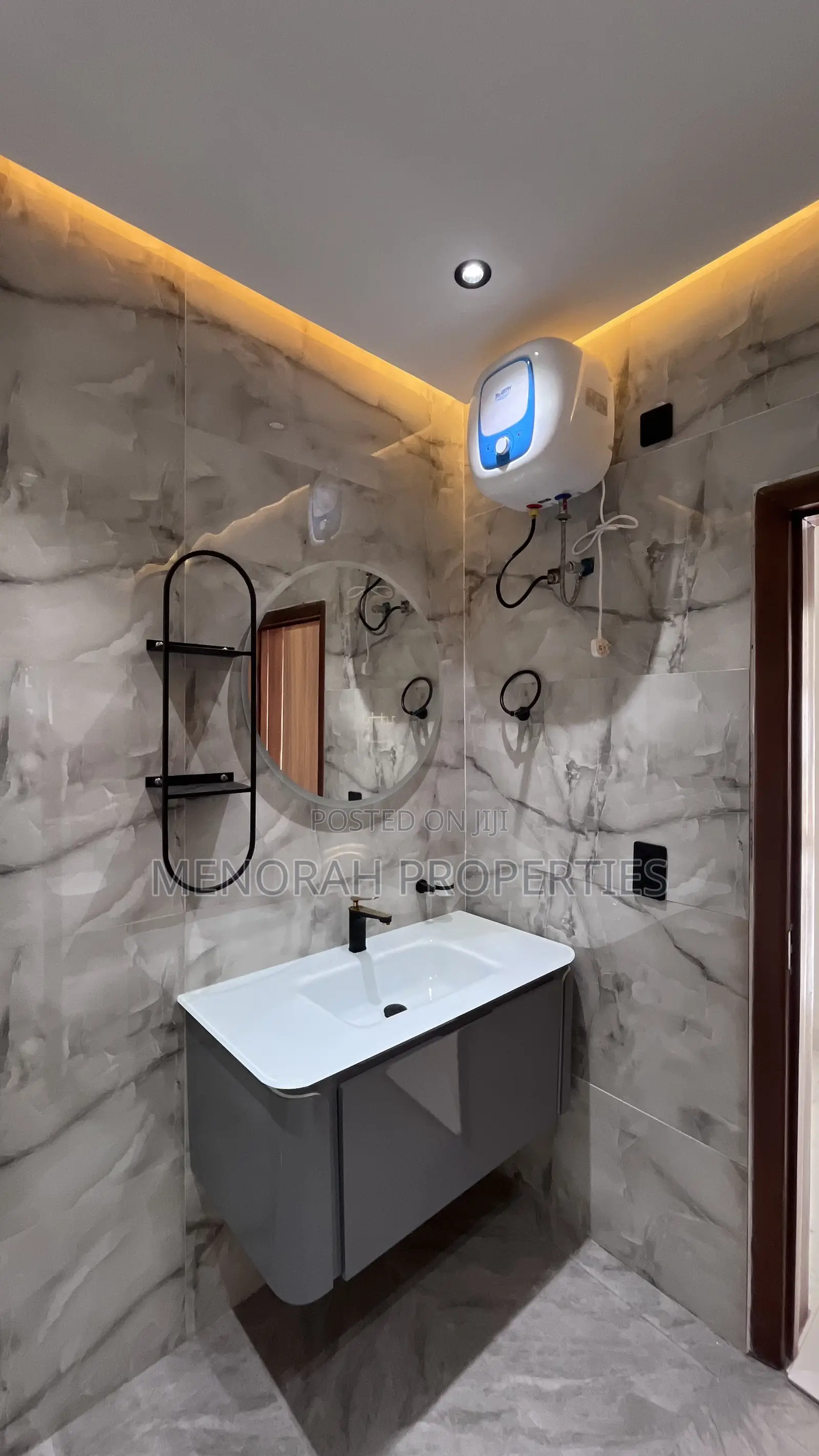 4bdrm Apartment in Oyarifa for sale