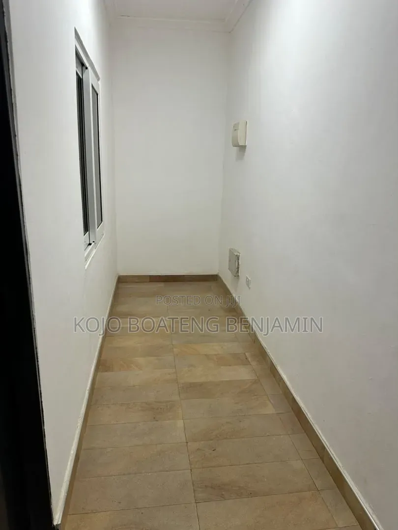 2bdrm Apartment in Oyarifa Mall Area for rent