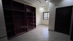 3bdrm Apartment in Adenta Ashiyie, Frafraha for rent