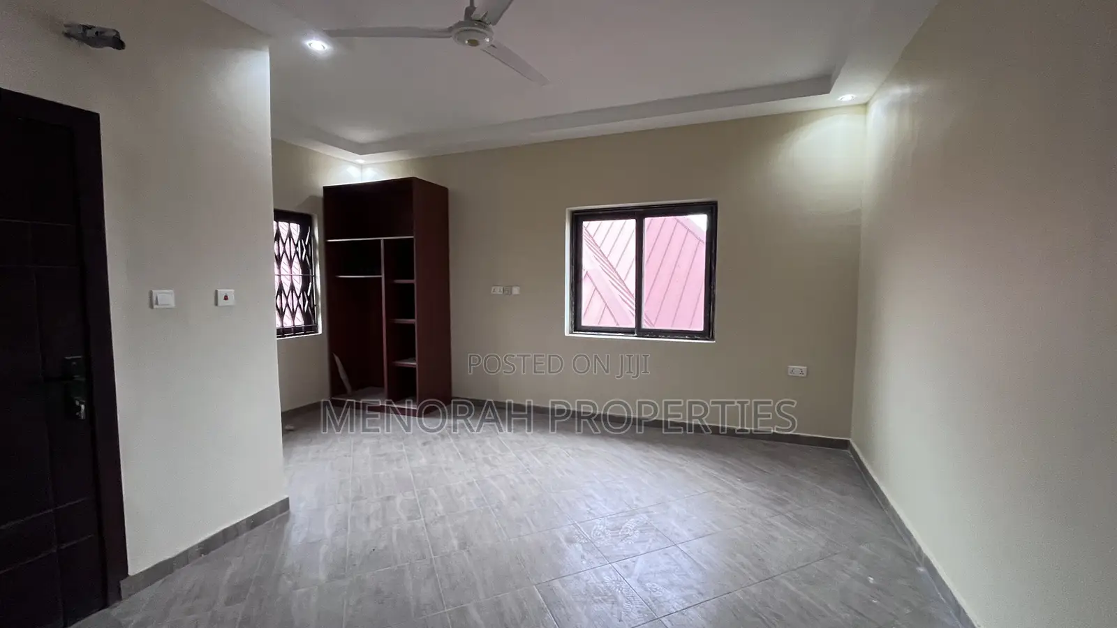3bdrm Apartment in Adenta Ashiyie, Frafraha for rent