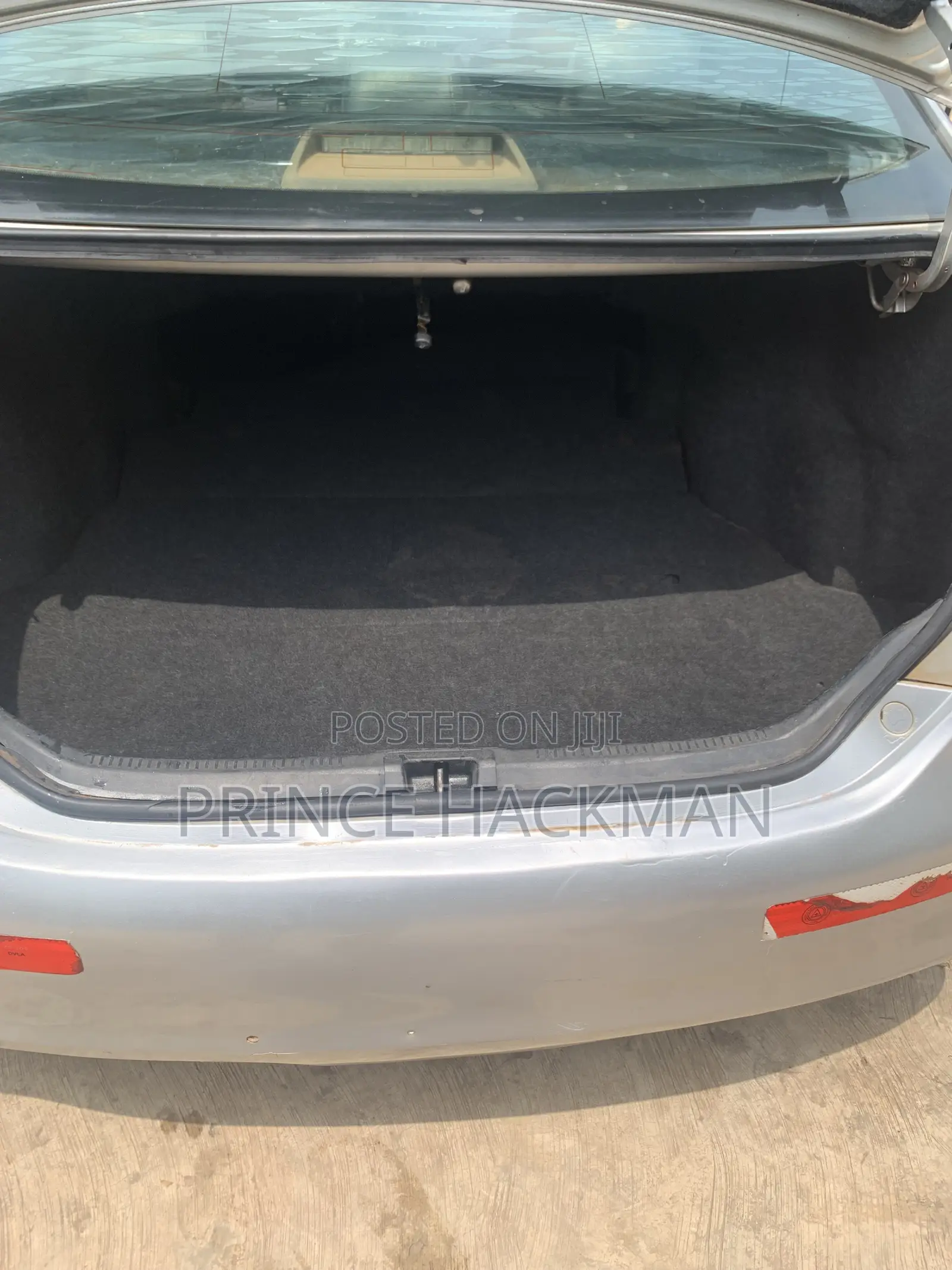 Toyota Camry LE 4dr Sedan (2.5L 4cyl 6A) 2013 Silver