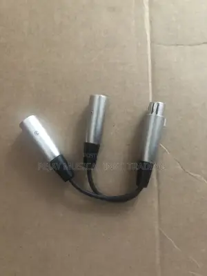 USA XLR Y-Splitter Cable