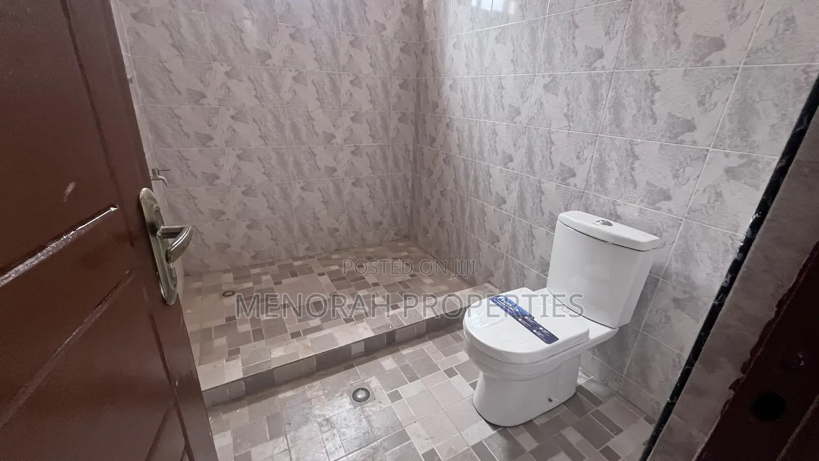 1bdrm Apartment in Adenta Amanfrom, Amrahia for rent