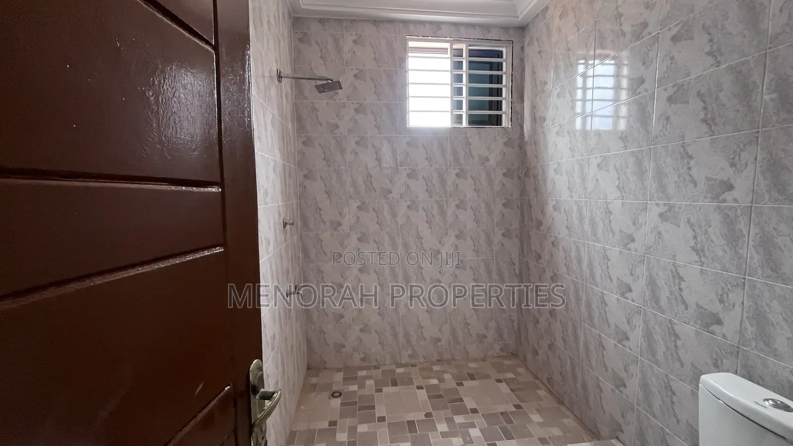 1bdrm Apartment in Adenta Amanfrom, Amrahia for rent
