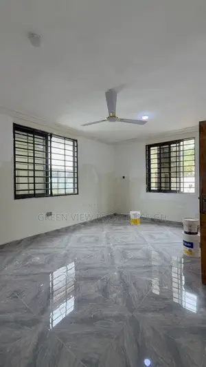 2bdrm Apartment in West Hills Mall Area for rent