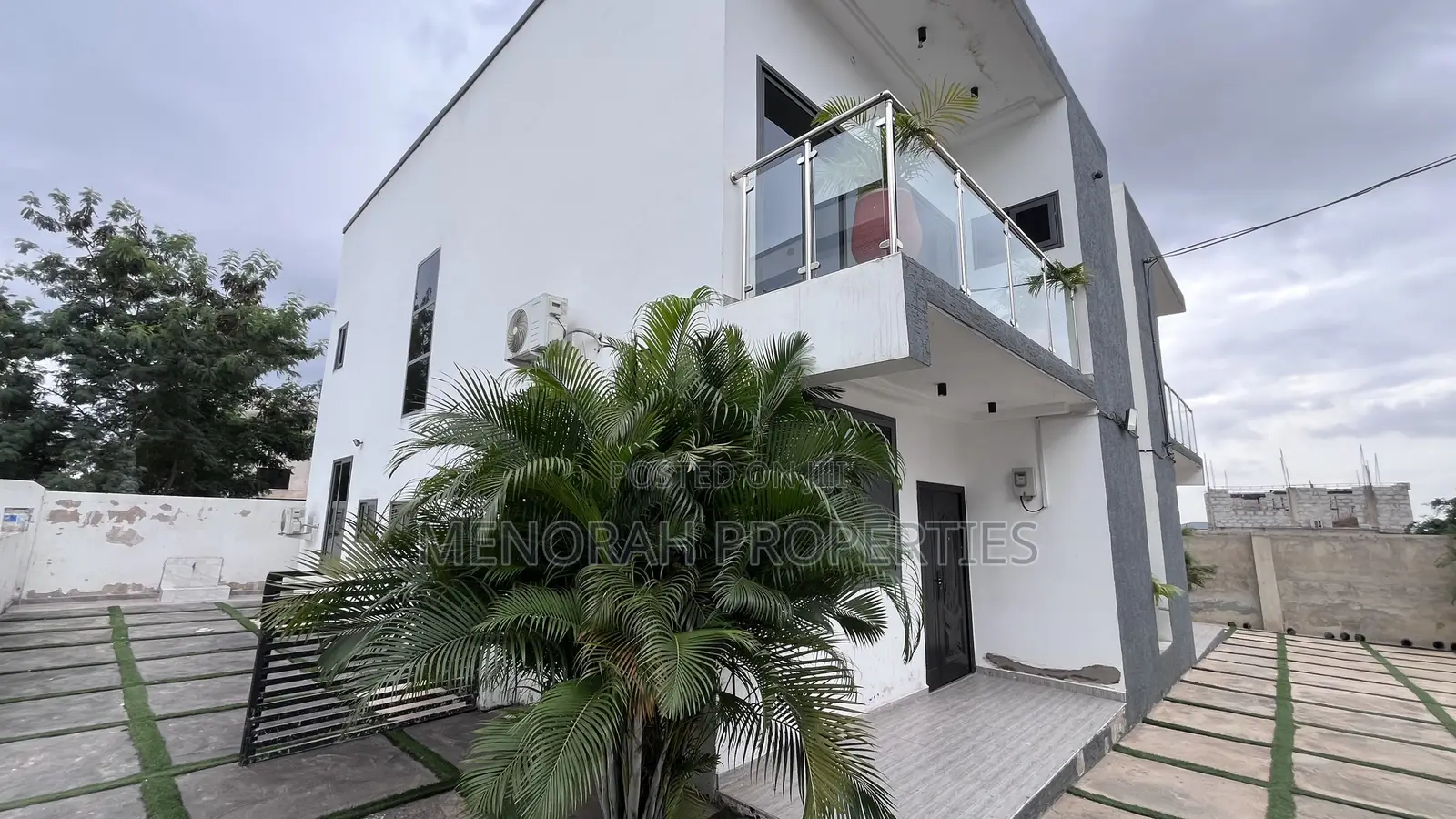 3bdrm Apartment in Oyarifa for sale