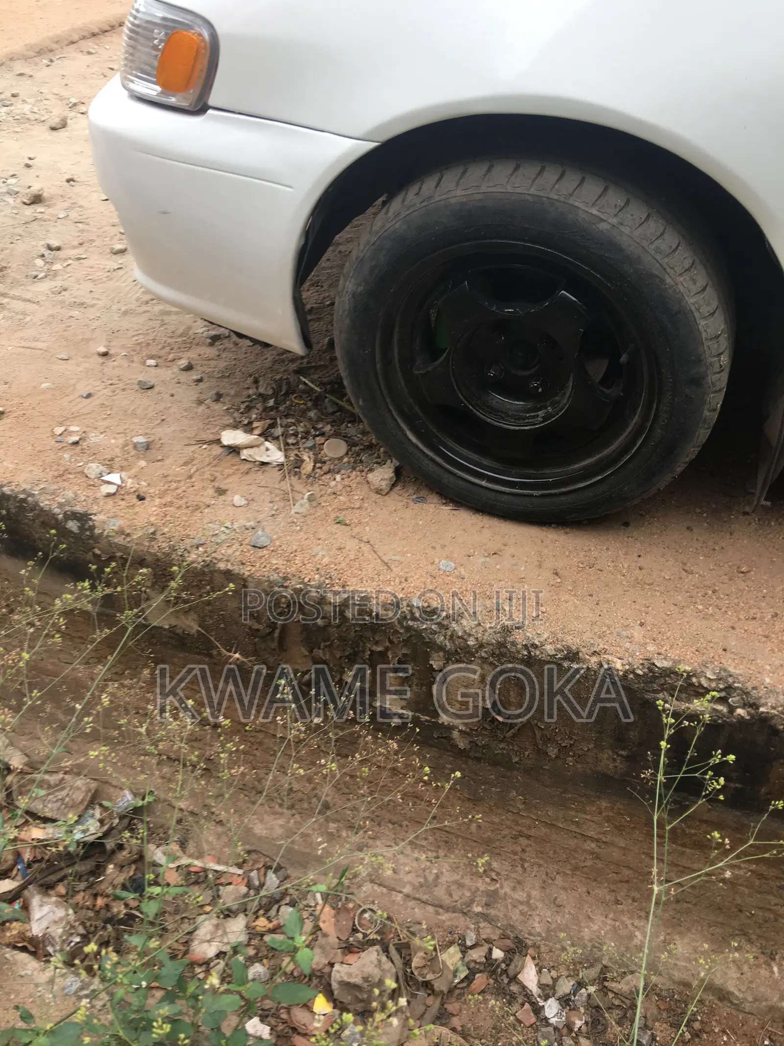 Toyota Corolla 2002 White