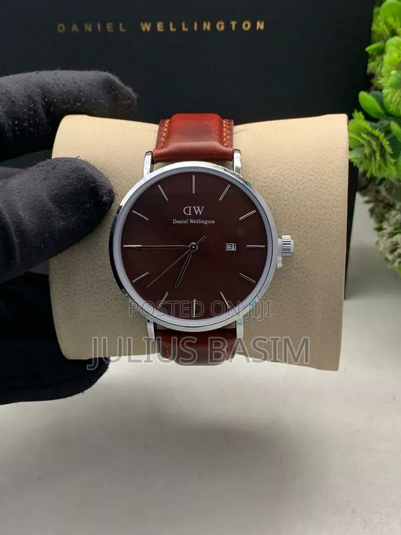Daniel Wellington Watch in Box