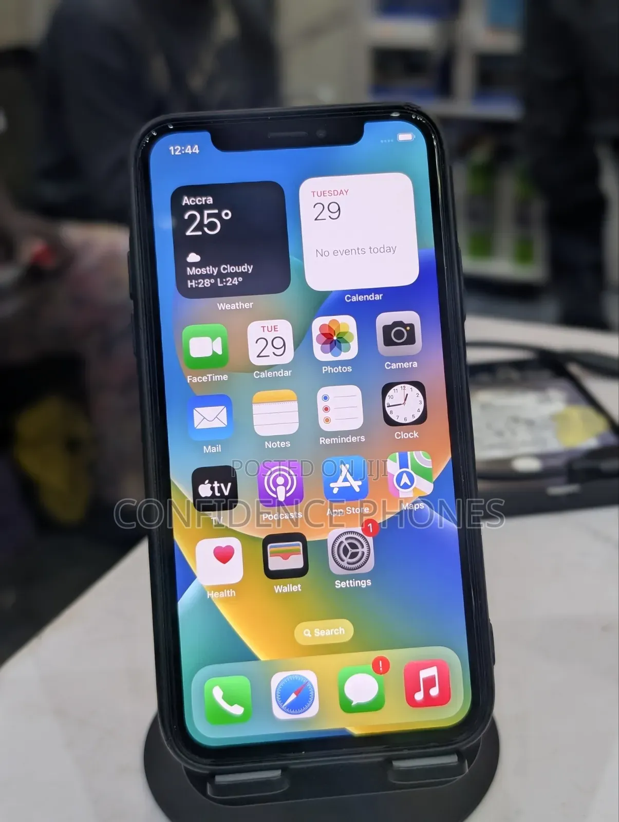 Apple iPhone X 64 GB White