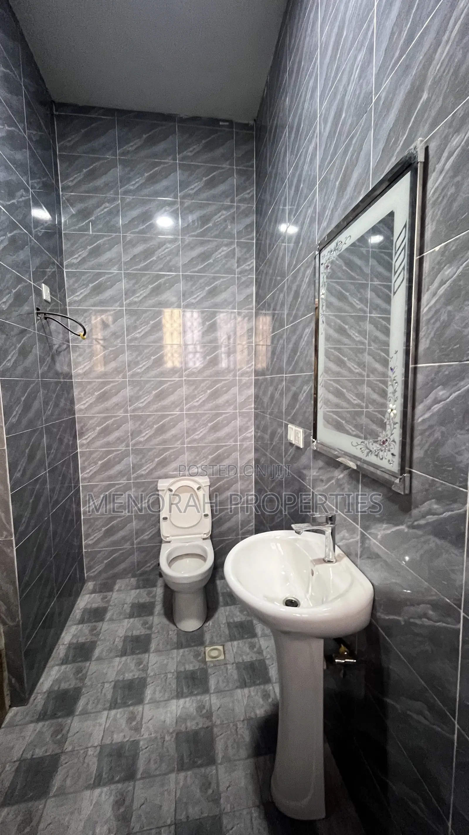 2bdrm Apartment in Adenta Amrahia for rent
