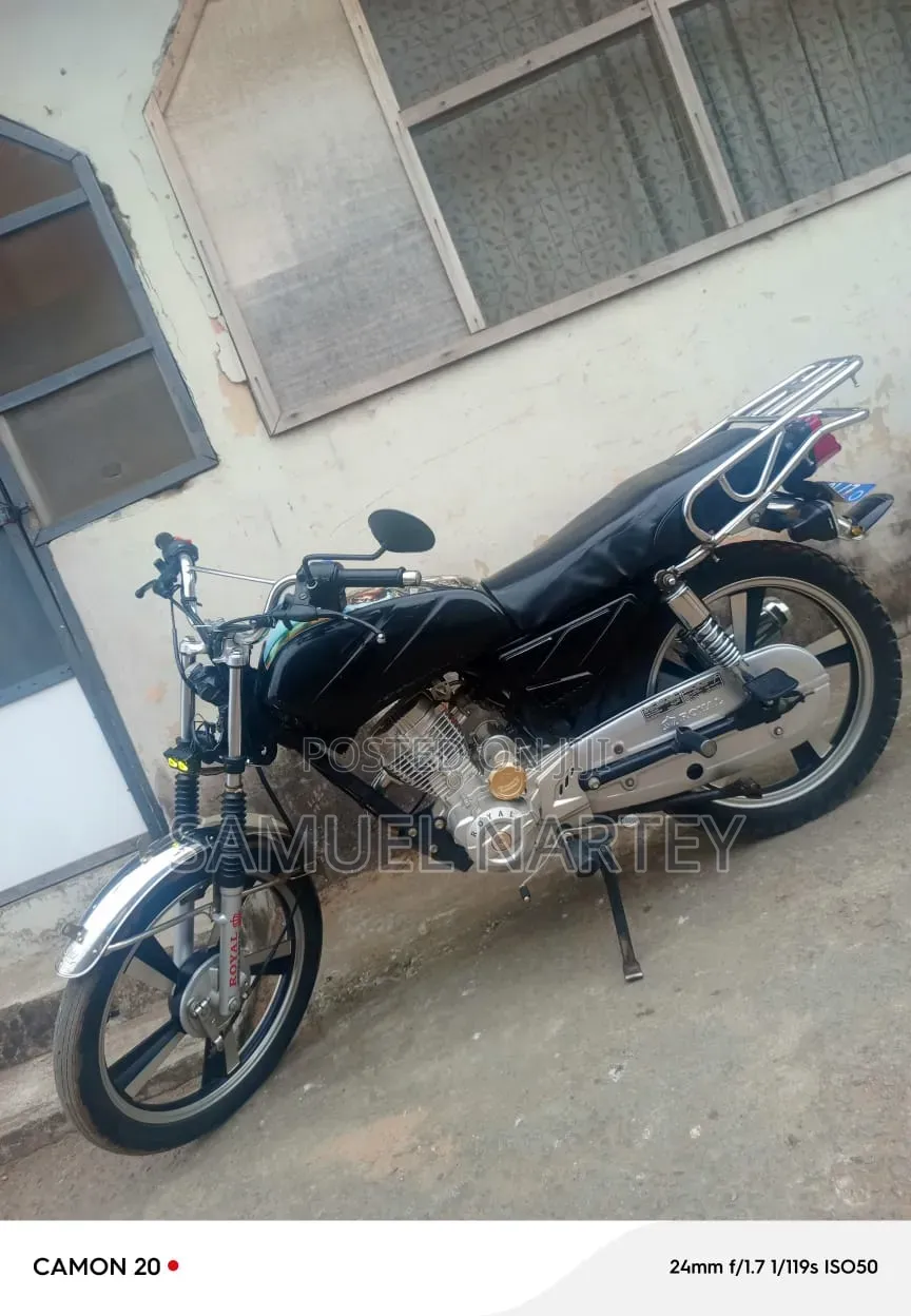 Royal Motorcycle 2025 Blue
