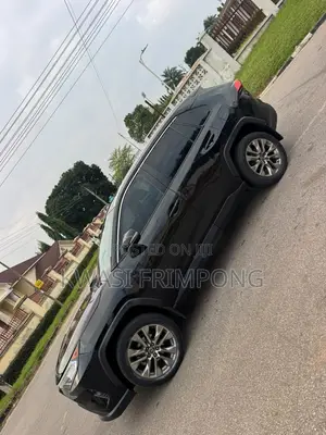 Toyota RAV4 Limited AWD 2020 White