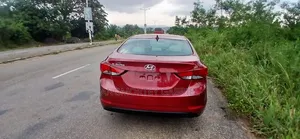 Hyundai Elantra 2014 Red