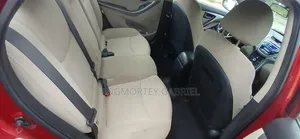 Hyundai Elantra 2014 Red